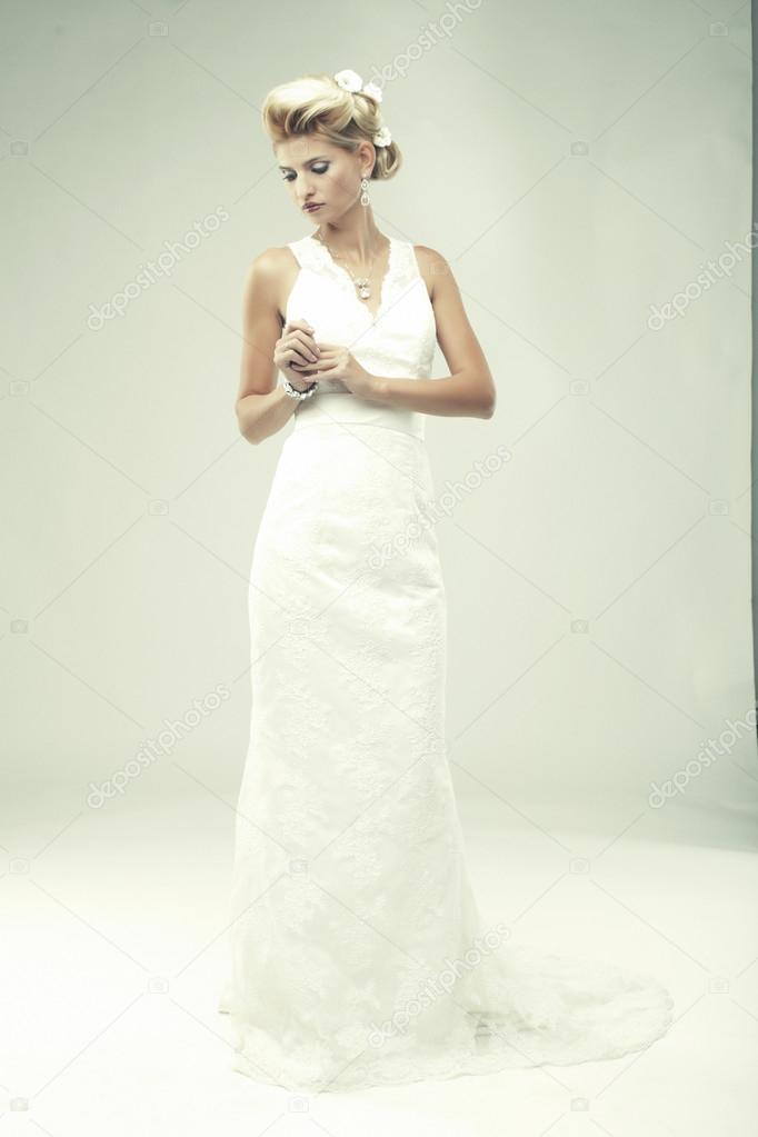 Bride portrait.Wedding dress.