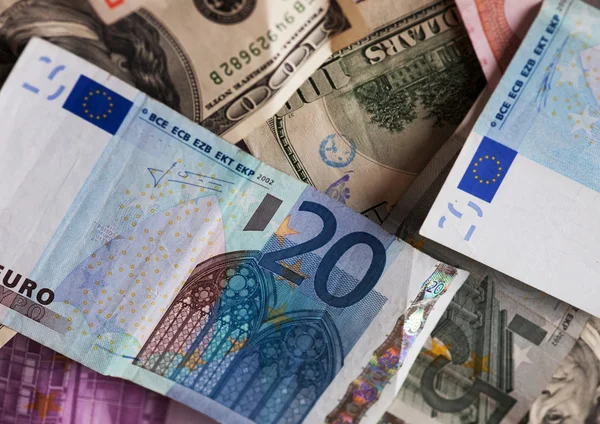 Dollar en euro biljetten. — Stockfoto