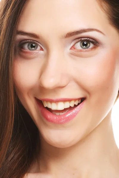 Bela jovem mulher sorrindo — Fotografia de Stock