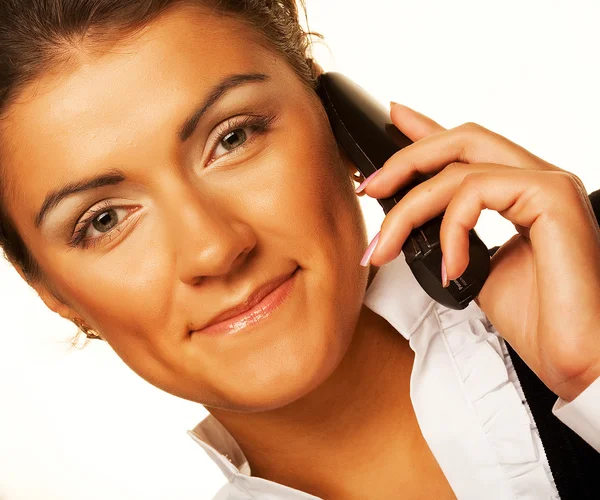 Retrato de una mujer de negocios sonriente hablando por teléfono —  Fotos de Stock