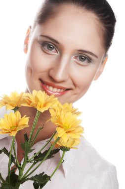 Kadın sarı çiçek