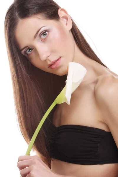 Hermosa mujer con flor de calla —  Fotos de Stock