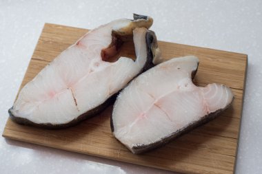 pisi balığı biftek doğrama tahtası