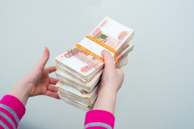 insan portre Rus ruble holding eller 's 