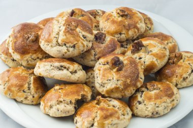 Beyaz bir arka planda Sultan oryantal tatlılar