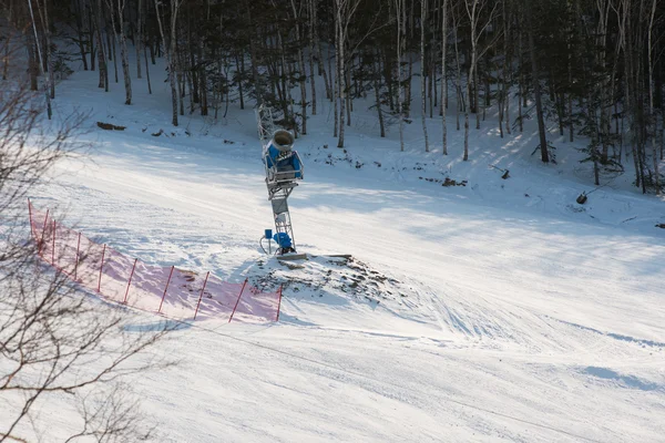 Skigebied berglucht, het eiland Sachalin, Rusland. Gorny Vozdukh — Stockfoto