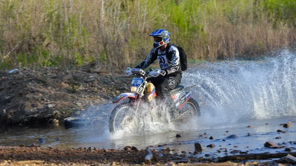 Enduro off-roading σε πενθήμερη αγώνα ράλι ρωσική 2014 — Φωτογραφία Αρχείου