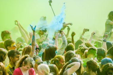 renkler bir festival kutladı