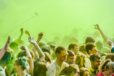 renkler bir festival kutladı