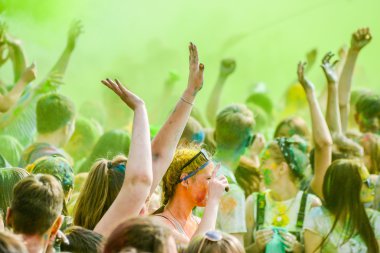 renkler bir festival kutladı