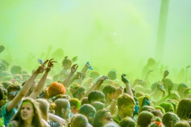 renkler bir festival kutladı