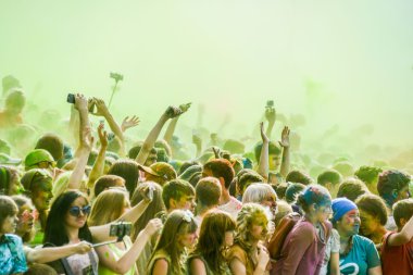 renkler bir festival kutladı