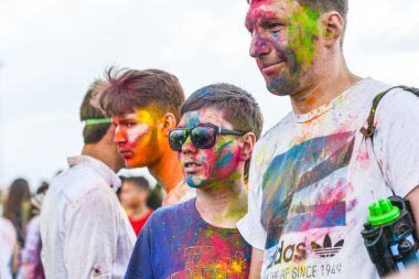 renkler bir festival kutladı