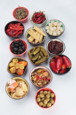 Salatalık turşusu ve sebze