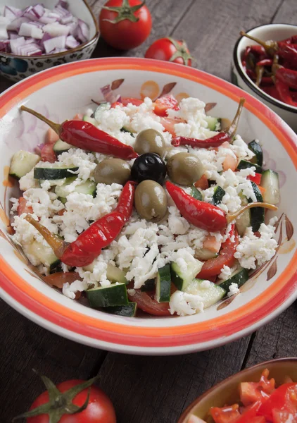 Insalata di formaggi e verdure — Foto Stock