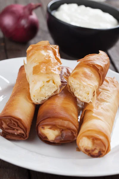 Rouleaux de fromage pâtissier Phyllo — Photo