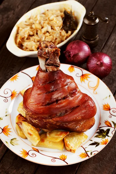 Gebratene Schweinshaxe — Stockfoto