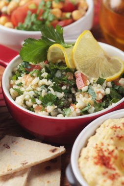 Tabbouleh, Orta Doğu bulgur buğday makarna salatası