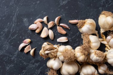 Eski organik varitey sarımsak, sağlıklı besin.