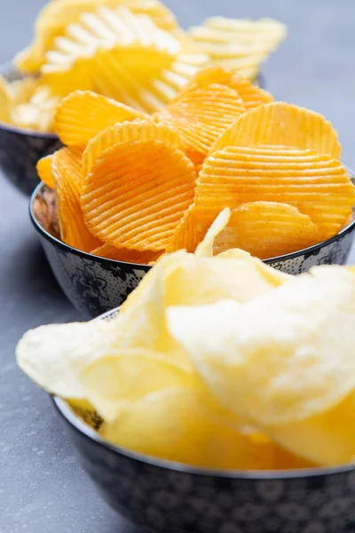 Aardappelchips Chips Populaire Zoute Snack Geserveerd Kom — Stockfoto