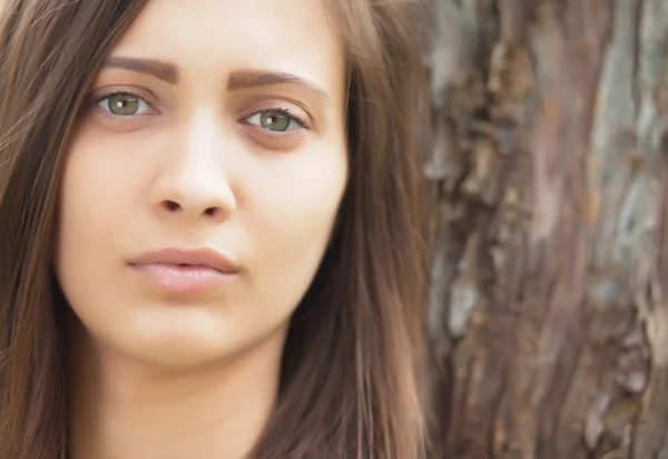 Grüne Augen Brünette — Stockfoto