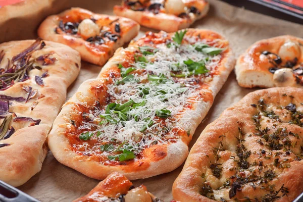 Pizza e focaccia — Fotografia de Stock