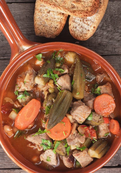 Fläsk och okra gumbo — Stockfoto