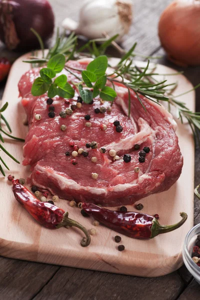 Raw rib-eye steak — Stock Photo, Image