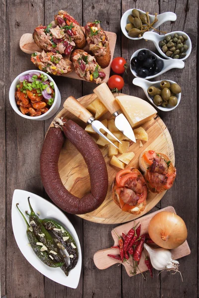 Tapas, antipasto, mezze — Stock Photo, Image