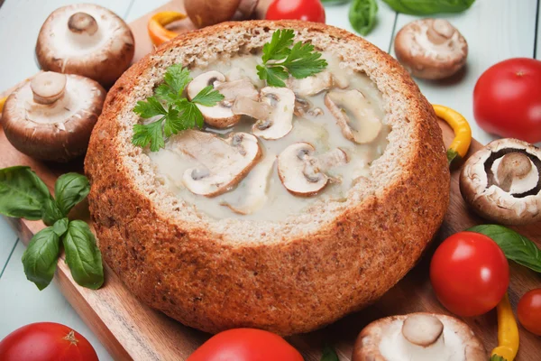 Вершковий грибний суп — стокове фото