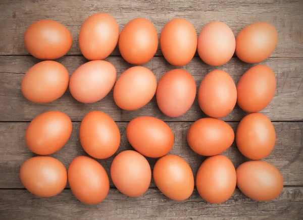 Ovos de galinha crus — Fotografia de Stock