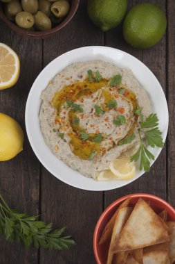 Baba ghanoush, Levanten patlıcan yemeği