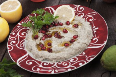 Baba ghanoush, Levanten patlıcan yemeği