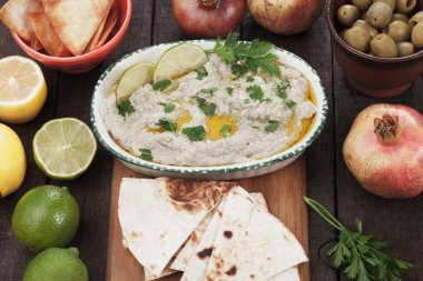 Baba ghanoush, Levanten patlıcan yemeği
