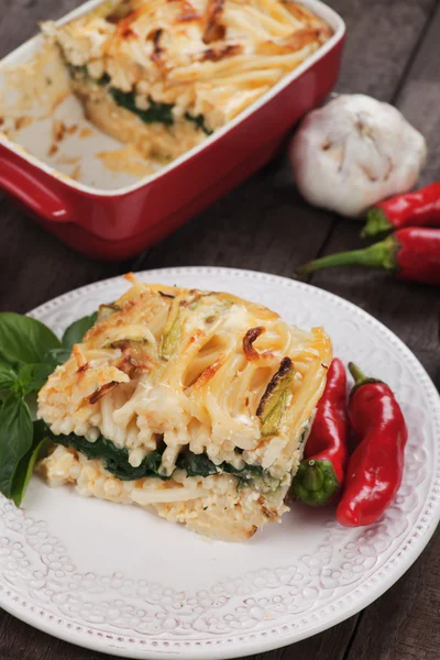 Pasticcio with chard and zucchini — Stock Photo, Image