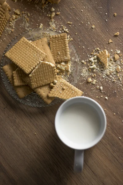 Rechthoek Cookies op tafel — Stockfoto