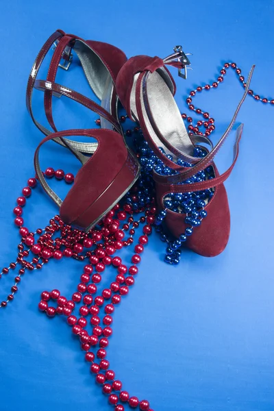 Sapatos de mulher em azul — Fotografia de Stock