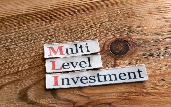 MLI - Multi poziom inwestycji — Zdjęcie stockowe