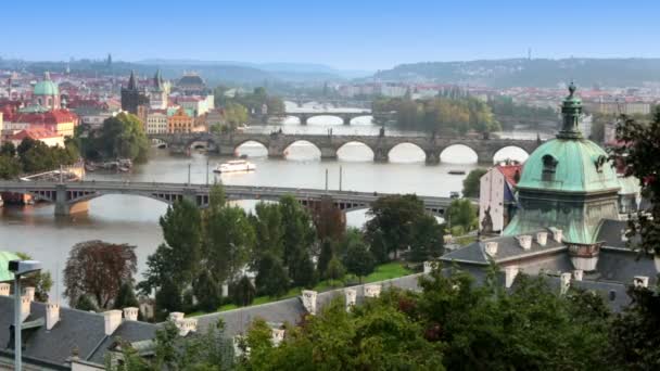 Prag köprüler, Çek Cumhuriyeti — Stok video