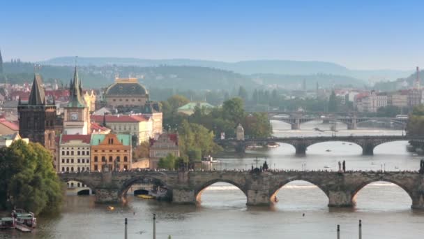 Prager Brücken, die Tschechische Republik — Stockvideo