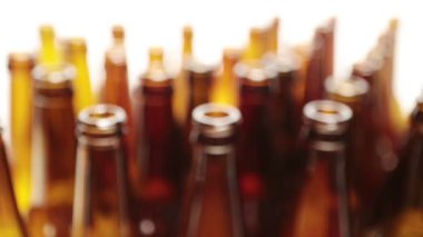 boş şişeler, üstten görünüm, küçük bir boyun netlik derinliği