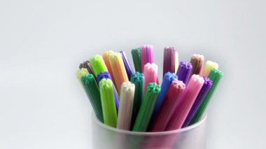 Keçeli Kalemler bir destek, ağır çekim alınır