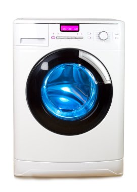 beyaz zemin üzerinde çamaşır makinesi