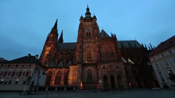 Luz nocturna Catedral de Vitus — Vídeos de Stock