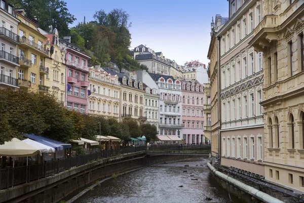 Karlovy Vary (Carlsbad), rio Tepla. República Checa — Fotografia de Stock