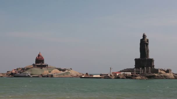 Monumento a la Roca Vivekananda y Estatua Thiruvalluvar, Kanyakumari, India — Vídeos de Stock