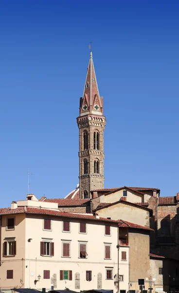 De Italia. Florencia. Badia Fiorentina- una abadía e iglesia — Foto de Stock