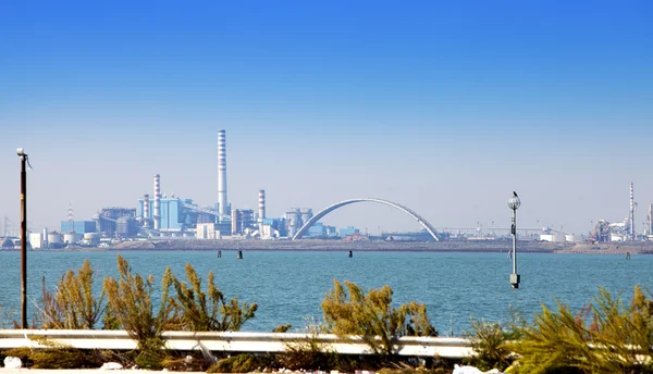 Venice. An industrial landscape on entry into the city — Stock Photo, Image