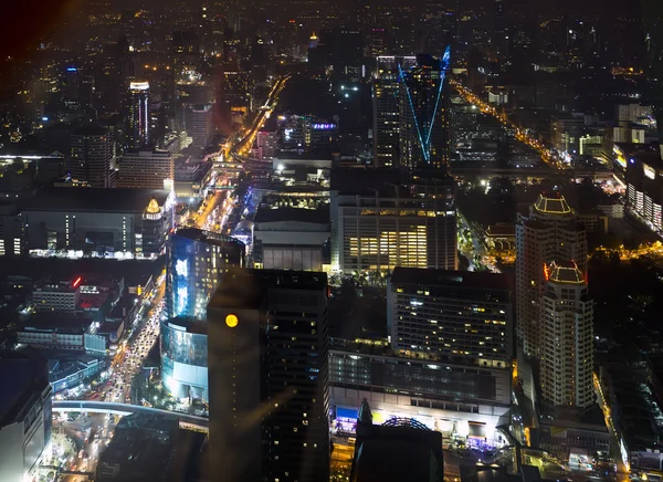 A paisagem urbana à noite. Banguecoque — Fotografia de Stock