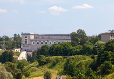 Estonya. Narva. Narva Nehri üzerindeki Hidroelektrik Santrali